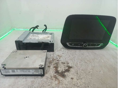 KIT MULTIMIDIA/ RADIO CHEVROLET ONIX HATCH RS 1.0 TB 12V FLEX 5P AUT.  O 1.0L 2023
