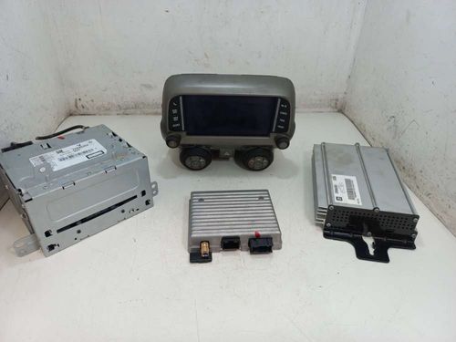 KIT MULTIMIDIA/ RADIO CHEVROLET CAMARO 6.2 2013