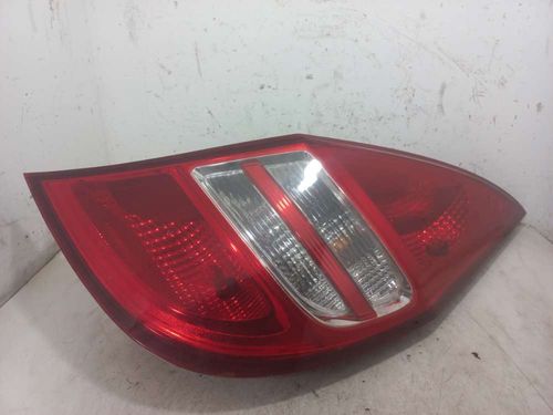 LANTERNA DIREITA HYUNDAI I30 2.0 2010