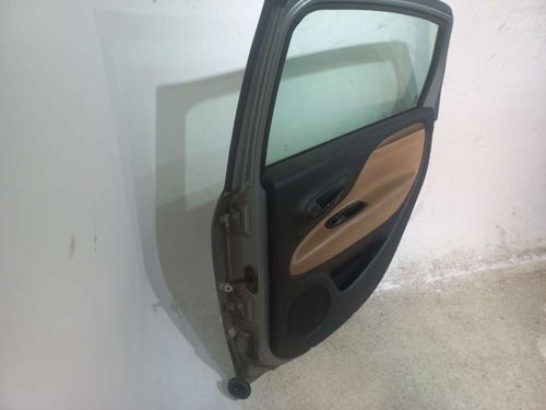 PORTA TRASEIRA DIR FIAT LINEA 1.8 2016