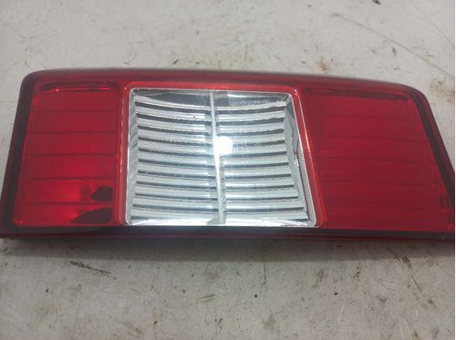 LANTERNA DA TAMPA DIREITA FIAT STRADA 1.8 2009
