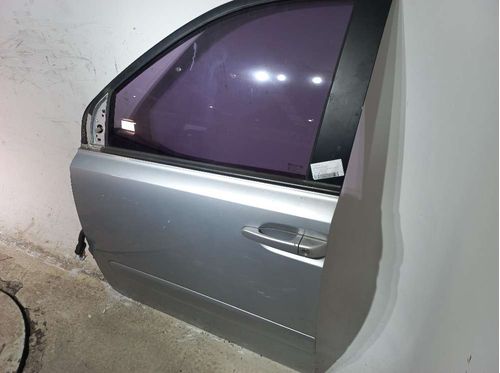 PORTA DIANTEIRA ESQ KIA CARNIVAL 3.8 2008